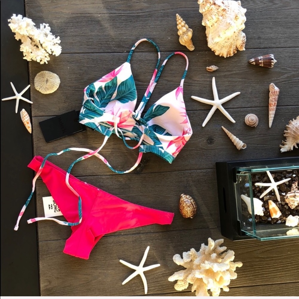 🌴🌼HURLEY- HANOI BIKINI SET🌼🌴 - Picture 5 of 8